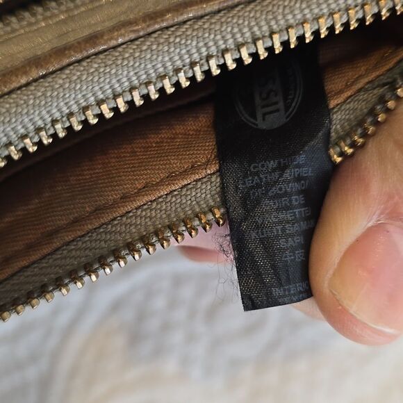 Fossil Metallic  Leather Zip Around Wallet Wristlet Gold - Picture 7 of 7